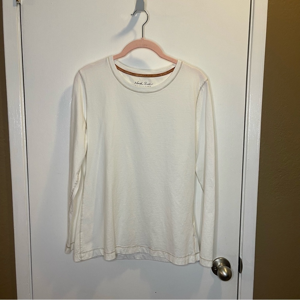 North River Outfitters / 100% Cotton / Long Sleeve White / Medium